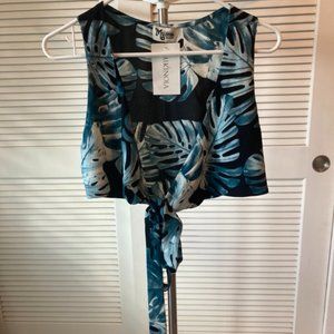 Show Me Your MuMu Conga Wrap Top Crop Top Tie Front NWT Tropical Print